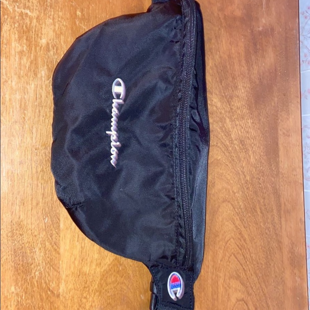 Champion Fannypack